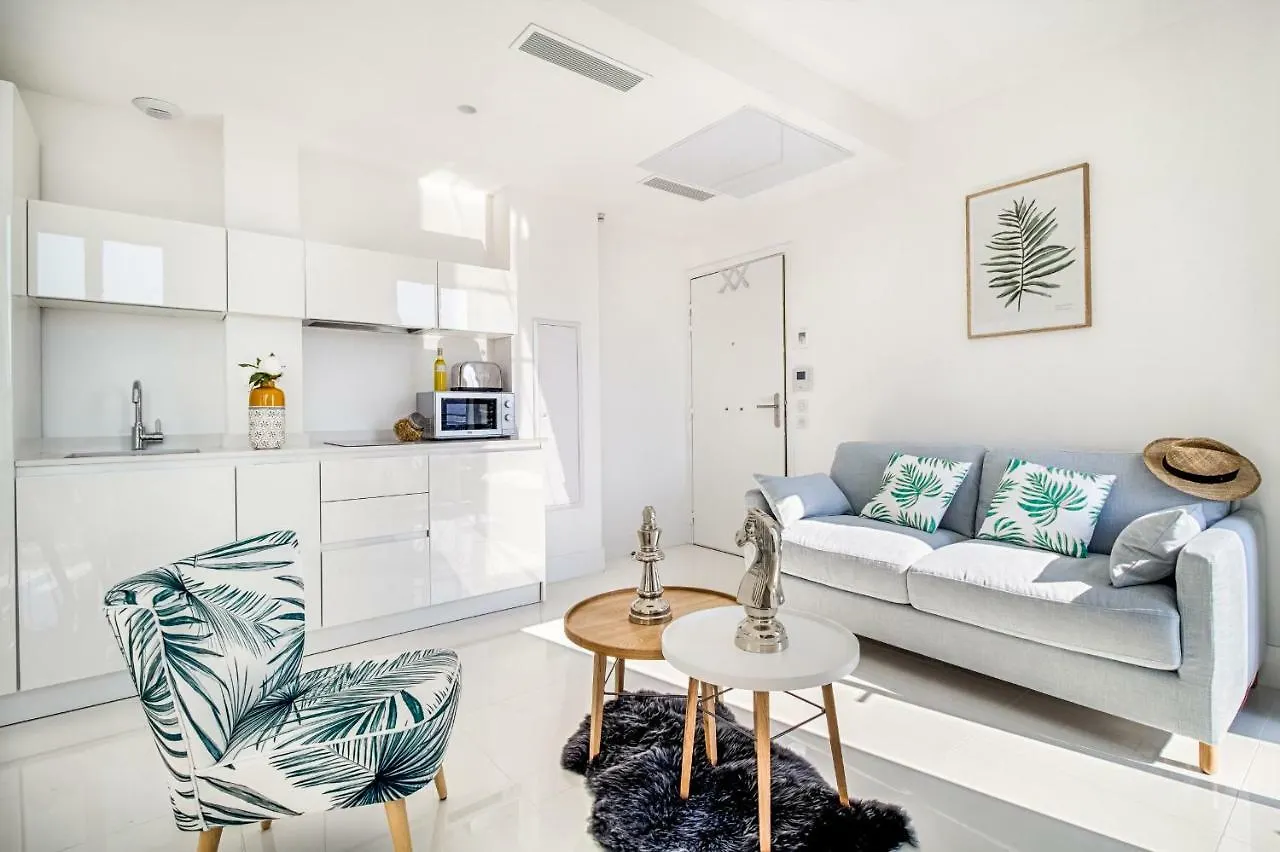 滨海自由城New ! Sea View Design + Balcony 203公寓 公寓 滨海自由城